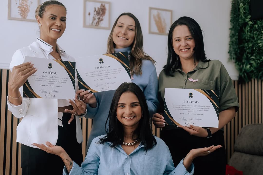 Pessoa a receber massagem nas costas